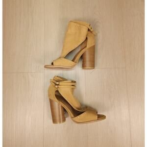 Charlotte Russe Tan Suede Block Heel Sandals Size 8 Studded Open Toe High Heel